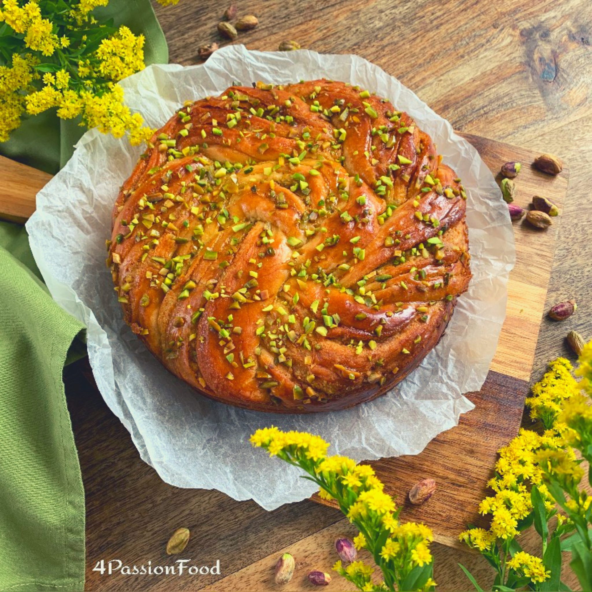 Beetroot, caraway & goat’s cheese bread Ottolenghi 4passionfood
